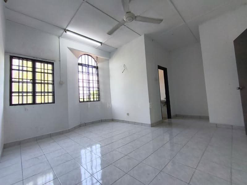 Terraced House for Sale in Bandar Puteri Klang (Klang) - T.H Lee - Interior - PropertyGuru.com.my