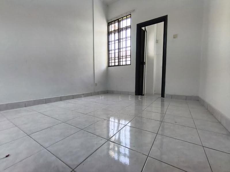 Terraced House for Sale in Bandar Puteri Klang (Klang) - T.H Lee - Interior - PropertyGuru.com.my