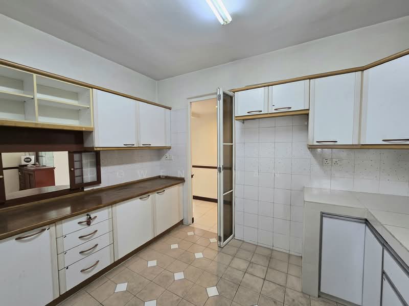 Condominium for Sale at Vista Kiara - Gwen Chan - Kitchen - PropertyGuru.com.my