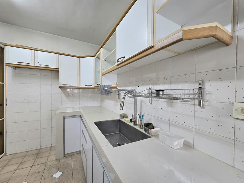 Condominium for Sale at Vista Kiara - Gwen Chan - Kitchen - PropertyGuru.com.my