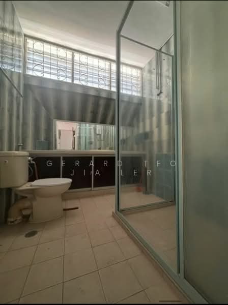 Semi-Detached House for Rent in George Town (Penang) - Gerard Teo Jia Ler - Bathroom - PropertyGuru.com.my