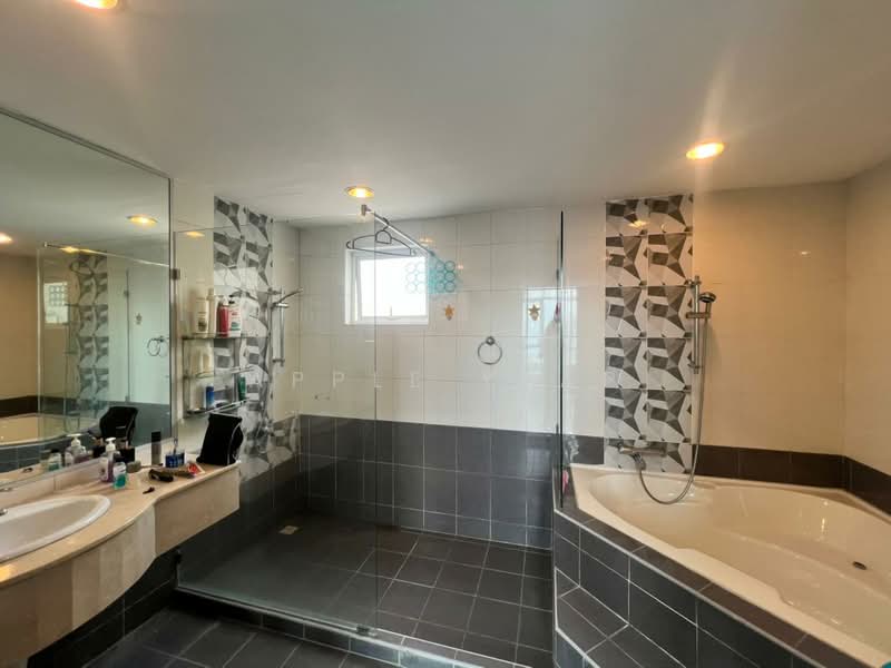 Birch Regency @ Penang Times Square untuk Untuk Disewa - RM 3,500 /bulan, Mac 2026 - Bathroom - PropertyGuru.com.my