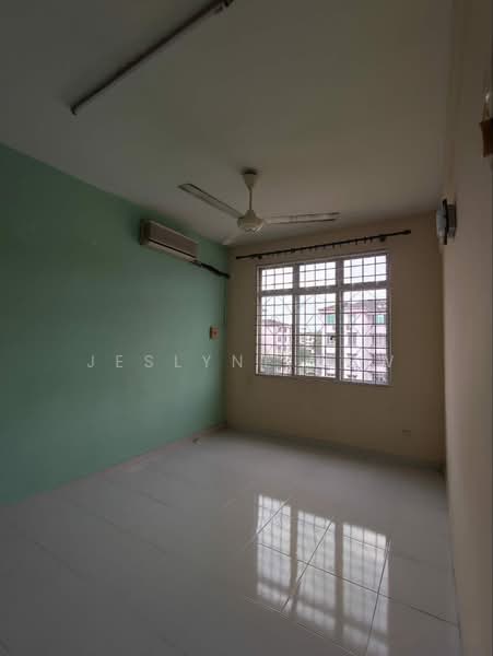 Apartment for Rent at Subang Perdana Goodyear Court 8 - Jeslyne Low - Interior - PropertyGuru.com.my