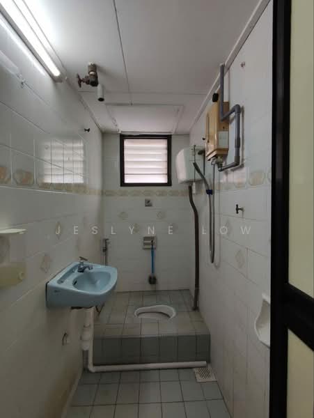 Apartment for Rent at Subang Perdana Goodyear Court 8 - Jeslyne Low - Bathroom - PropertyGuru.com.my