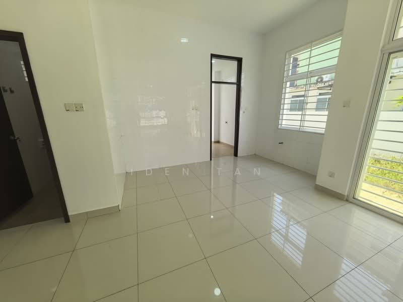 Semi-Detached House for Sale in Taman Ponderosa (Johor Bahru) - Iden Tan - Interior - PropertyGuru.com.my