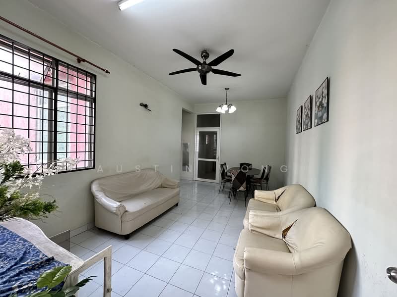 Apartment for Sale at Orchid @ Anggerik - Austin Wong - Living Room - PropertyGuru.com.my