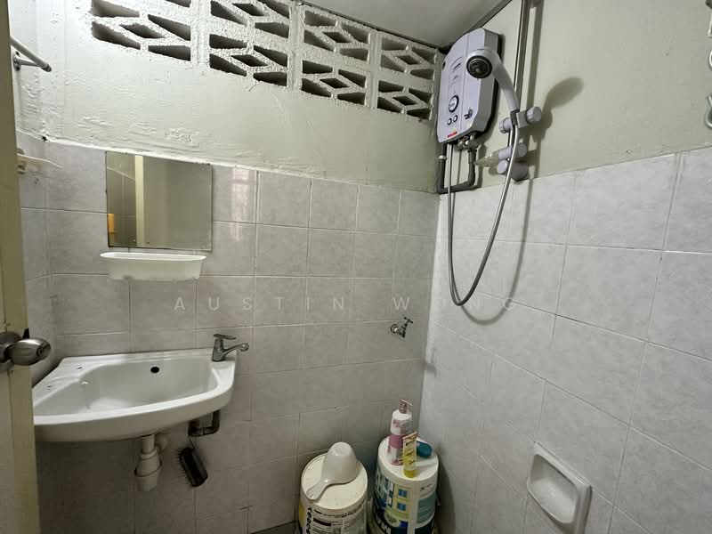 Apartment for Sale at Orchid @ Anggerik - Austin Wong - Bathroom - PropertyGuru.com.my