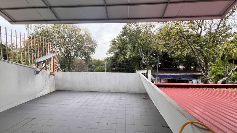 Semi-Detached House for Sale in Tanjung Tokong (Penang) - Dee Land - Balcony - PropertyGuru.com.my