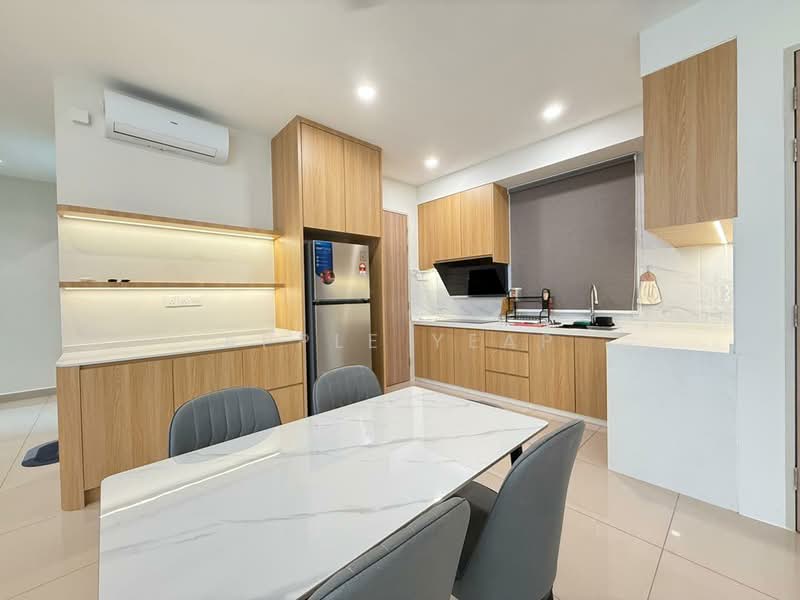 QuayWest Residence untuk Untuk Disewa - RM 3,500 /bulan, Apr 2026 - Kitchen - PropertyGuru.com.my