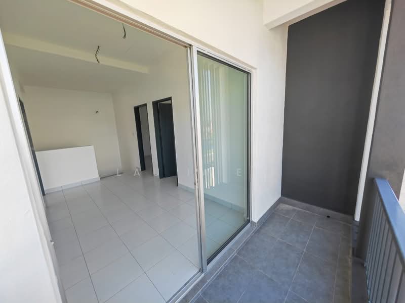 Terraced House for Sale in Rawang (Selangor) - Lau Ia Ein - Balcony - PropertyGuru.com.my