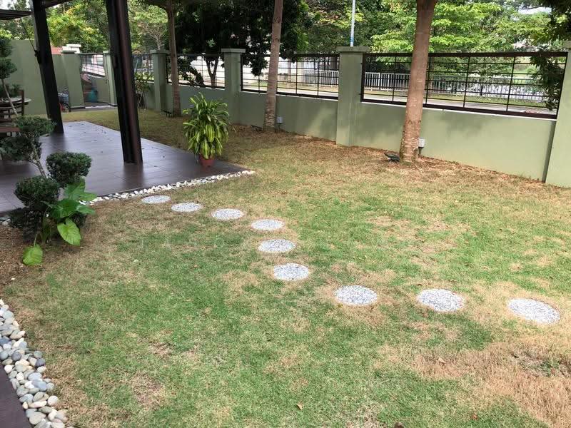 2-storey Terraced House for Sale in Alam Nusantara (Setia Alam) - Jason Chong - Garden - PropertyGuru.com.my