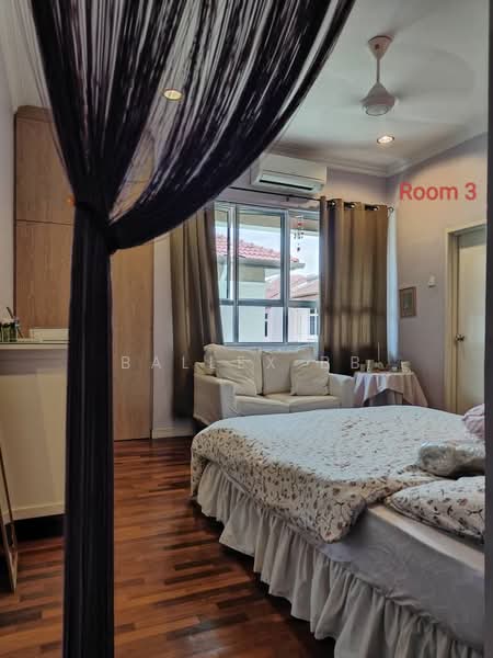 Kemuning Utama Permai untuk Untuk Dijual - RM 2,180,000, Mac 2026 - Bedroom - PropertyGuru.com.my