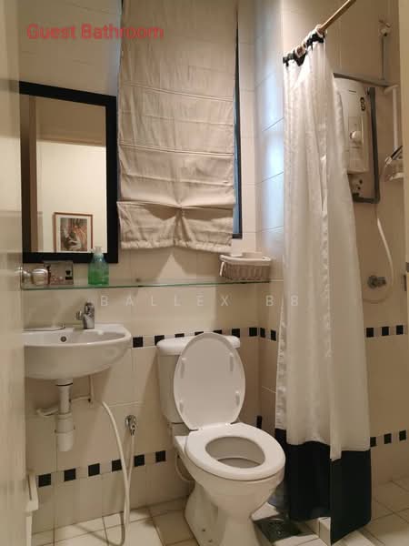 Kemuning Utama Permai untuk Untuk Dijual - RM 2,180,000, Mac 2026 - Bathroom - PropertyGuru.com.my