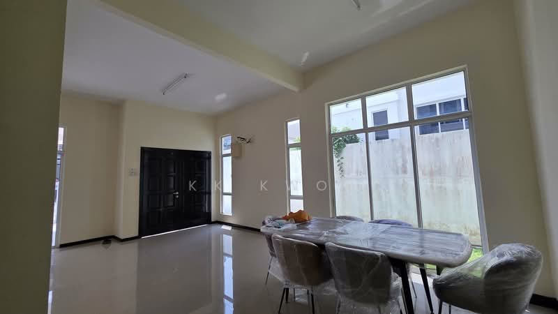 Semi-Detached House for Sale in Bayan Lepas (Penang) - KK Kwok - Dining Room - PropertyGuru.com.my