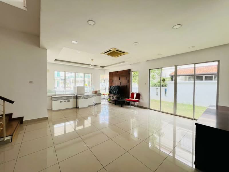 Anggun 2 Residence untuk Untuk Disewa - RM 2,800 /bulan, Mac 2026 - Living Room - PropertyGuru.com.my