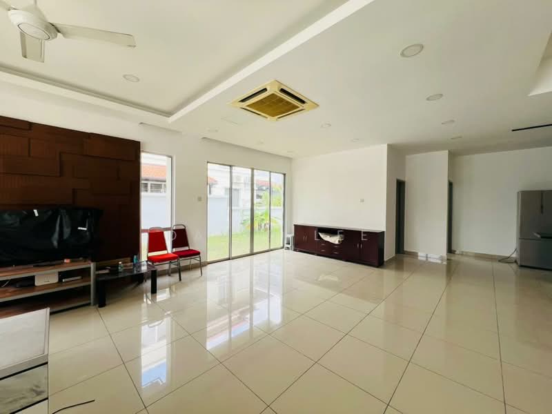 Anggun 2 Residence untuk Untuk Disewa - RM 2,800 /bulan, Mac 2026 - Living Room - PropertyGuru.com.my