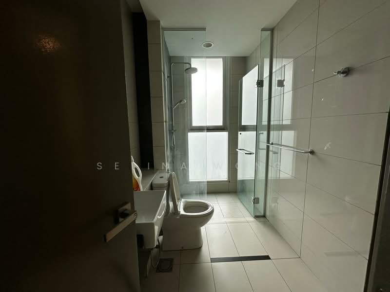 Servis Apartment untuk Disewa di Uptown Residences - Selina Wong - Bathroom - PropertyGuru.com.my