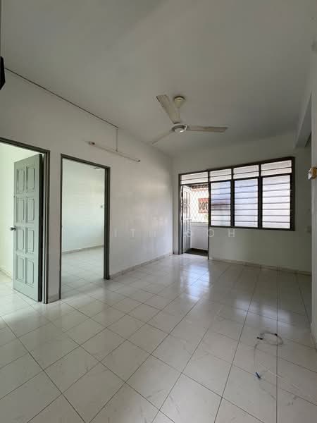 Flat for Sale at Flat Taman Perling - Smith Goh - PropertyGuru.com.my