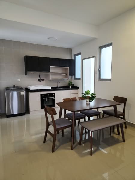 SkyLake Residence untuk Untuk Disewa - RM 1,850 /bulan, Mac 2026 - Kitchen - PropertyGuru.com.my