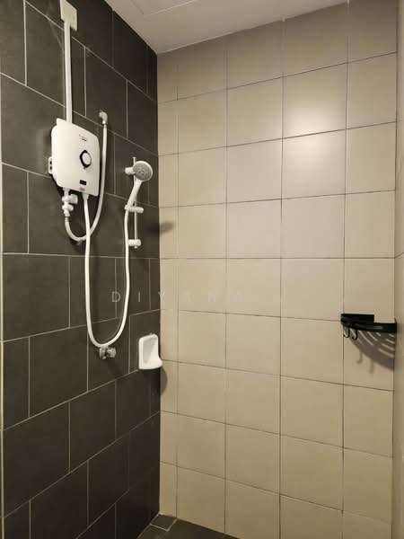 SkyLake Residence untuk Untuk Disewa - RM 1,850 /bulan, Mac 2026 - Bathroom - PropertyGuru.com.my