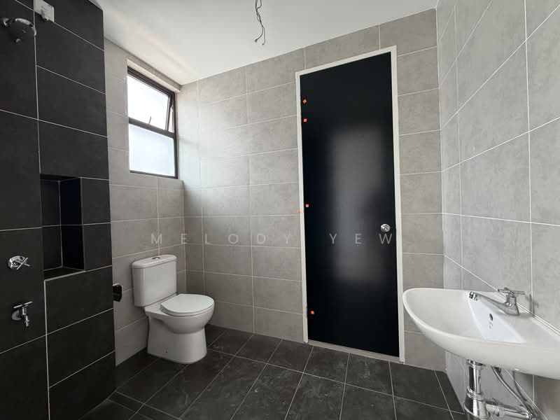 Terraced House for Sale in Bandar Putra (Kulai) - Melody Yew - Bathroom - PropertyGuru.com.my