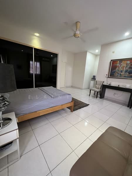 Semi-Detached House for Sale in Kapar (Selangor) - Elaine Yap - Bedroom - PropertyGuru.com.my