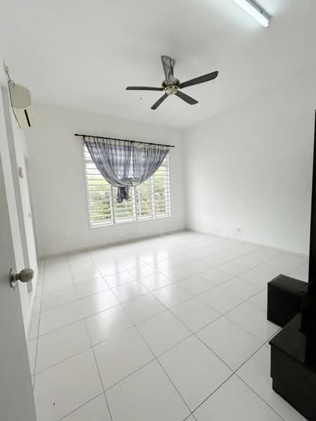1.5-storey Terraced House for Sale in Gelang Patah (Johor) - Serene Low - PropertyGuru.com.my