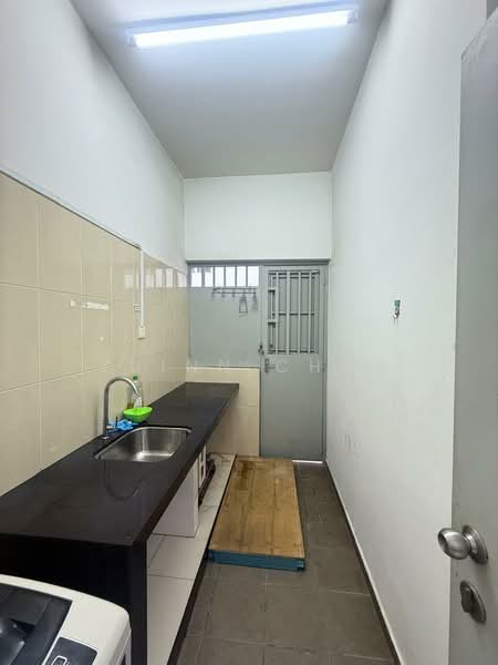 Zon 7 @ Bukit Indah untuk Untuk Dijual - RM 780,000, Mac 2026 - Kitchen - PropertyGuru.com.my