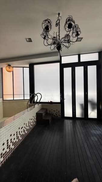 Condominium for Sale at Gallery @ U-Thant - Queena Tang - Pool - PropertyGuru.com.my