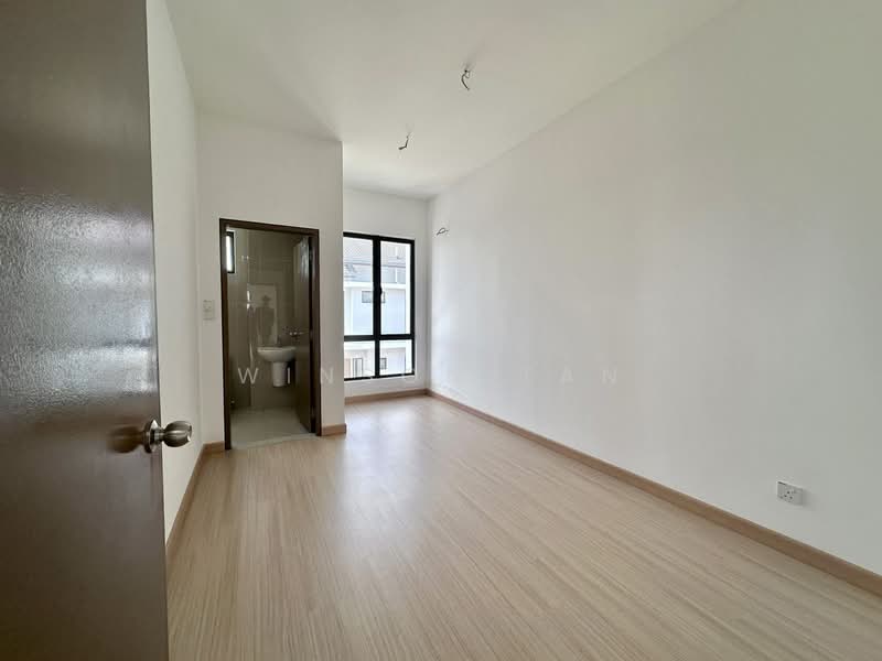 Amverton Hills untuk Untuk Dijual - RM 799,000, Mac 2026 - Interior - PropertyGuru.com.my