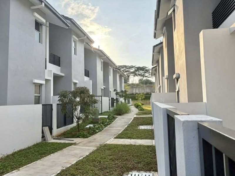 Amverton Hills untuk Untuk Dijual - RM 799,000, Mac 2026 - Back - PropertyGuru.com.my