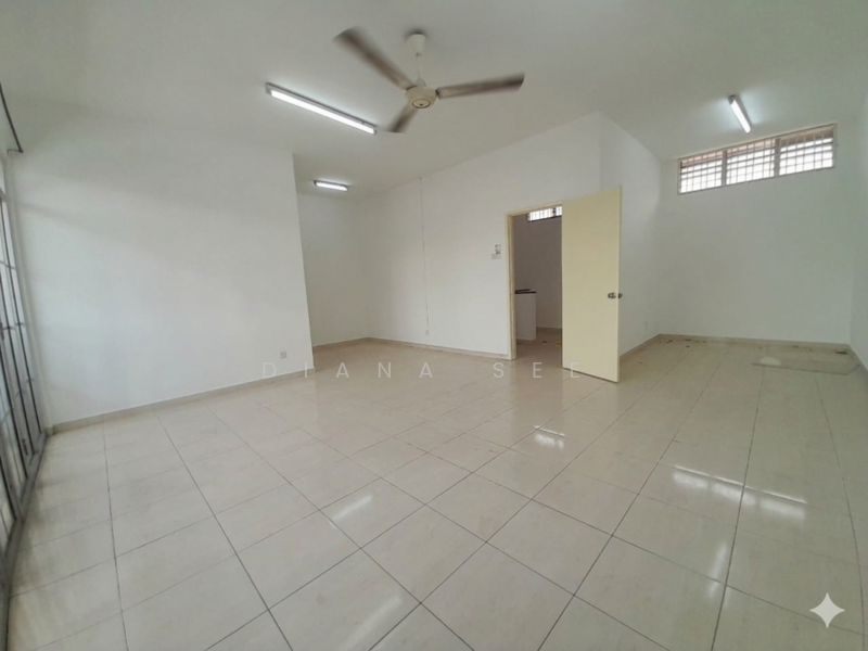 2.5-storey Terraced House for Rent in Bandar Bukit Tinggi 2 (Klang) - Diana See - Interior - PropertyGuru.com.my