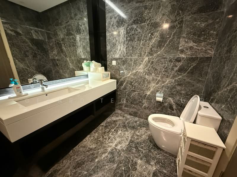 Service Residence for Sale at Straits Residences - Gerard Teo Jia Ler - Bathroom - PropertyGuru.com.my