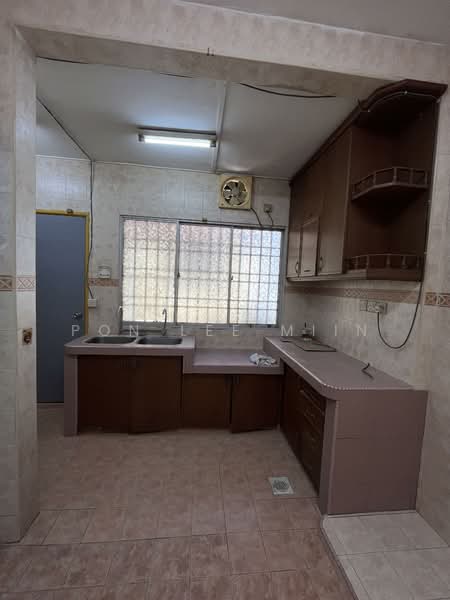 Bandar Damai Perdana untuk Untuk Disewa - RM 1,600 /bulan, Mac 2026 - Kitchen - PropertyGuru.com.my