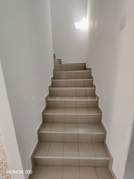 Townhouse for Rent in Klang (Selangor) - Terence Lee - Corridor - PropertyGuru.com.my