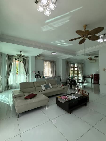 Semi-Detached House for Sale in Taman Redang (Johor Bahru) - Carol Low - Living Room - PropertyGuru.com.my
