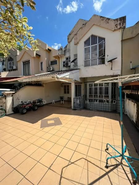2.5-storey Terraced House for Sale in Ampang Jaya (Ampang) - Zaidah Ahmad - Exterior - PropertyGuru.com.my