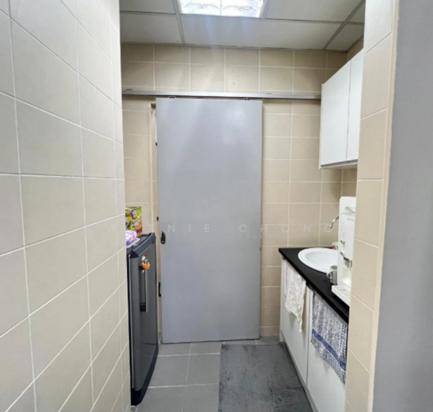 Office for Sale in Brickfields (Kuala Lumpur) - Kweenie Chong - Kitchen - PropertyGuru.com.my