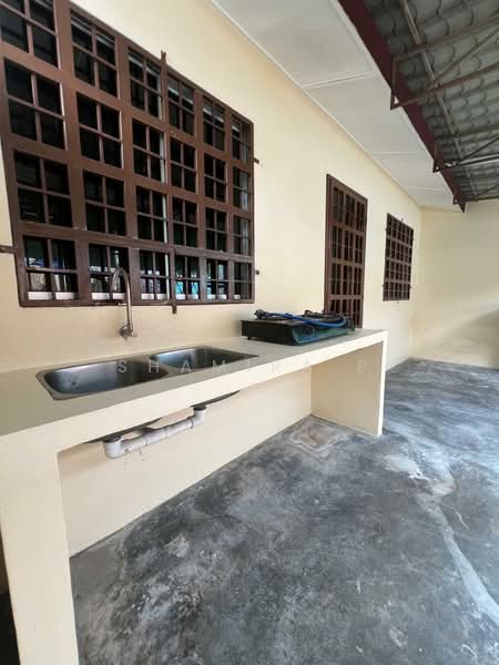 Taman Bukit Mewah untuk Untuk Disewa - RM 1,800 /bulan, Mac 2026 - Exterior - PropertyGuru.com.my