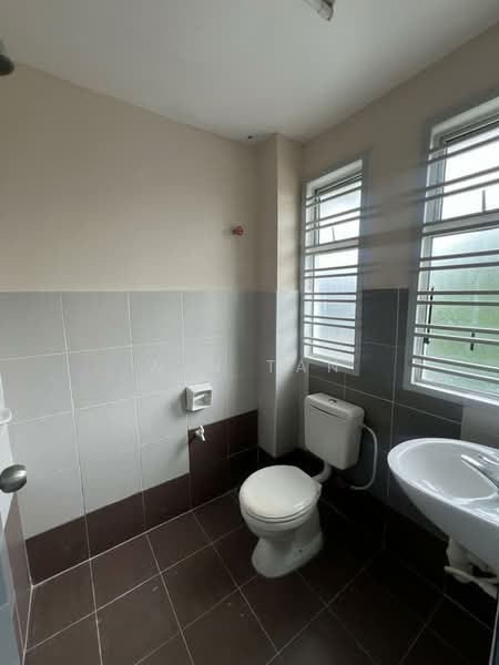 2-storey Terraced House for Sale in Iskandar Puteri (Nusajaya) (Johor) - Win Tan - Bathroom - PropertyGuru.com.my