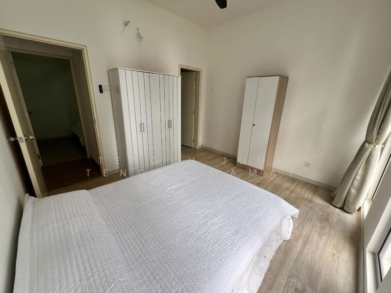 Lakefront Homes untuk Untuk Disewa - RM 2,400 /bulan, Mac 2026 - Bedroom - PropertyGuru.com.my
