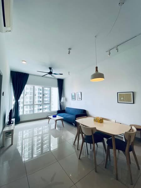 Tropez Residences untuk Untuk Disewa - RM 1,900 /bulan, Mac 2026 - Living Room - PropertyGuru.com.my