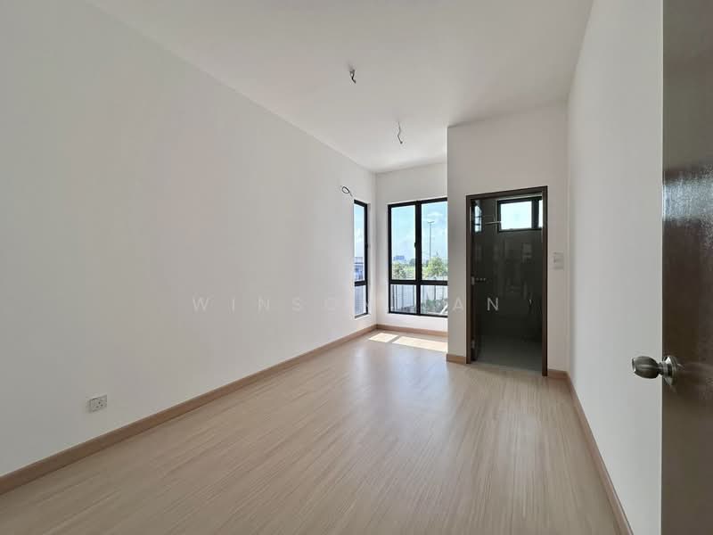 2-storey Terraced House for Sale in Amverton Hills (Sungai Buloh) - Winson Tan - Bedroom - PropertyGuru.com.my