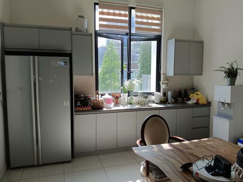 3-storey Terraced House for Sale in Ampang (Kuala Lumpur) - Mandy Khoo - Kitchen - PropertyGuru.com.my