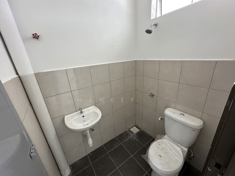 1-storey Terraced House for Sale in Temin (Kedah) - Haneef . - Bathroom - PropertyGuru.com.my