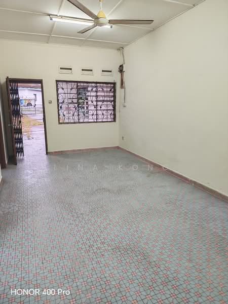 Semi-Detached House for Rent in Taman Century (Johor Bahru) - Lina Kong - Interior - PropertyGuru.com.my