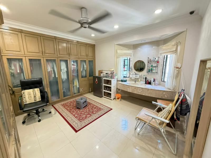 Bungalow for Sale in Ampang (Selangor) - Aiki Wong - Master Bedroom - PropertyGuru.com.my