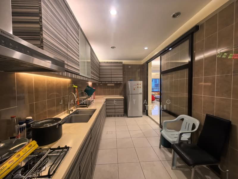 Townhouse for Sale in Kota Kemuning (Shah Alam) - Janice Tang - Kitchen - PropertyGuru.com.my
