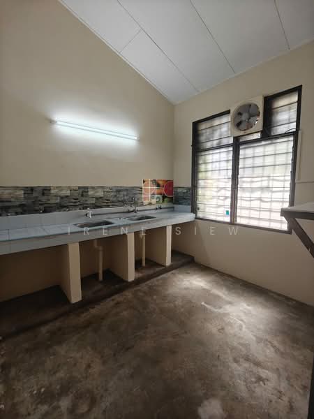 1-storey Terraced House for Sale in Seremban (Negeri Sembilan) - Irene Siew - Kitchen - PropertyGuru.com.my