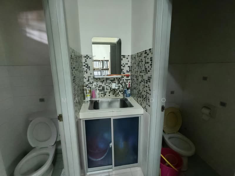 Shop for Sale in Setapak (Kuala Lumpur) - Mandy Khoo - Bathroom - PropertyGuru.com.my